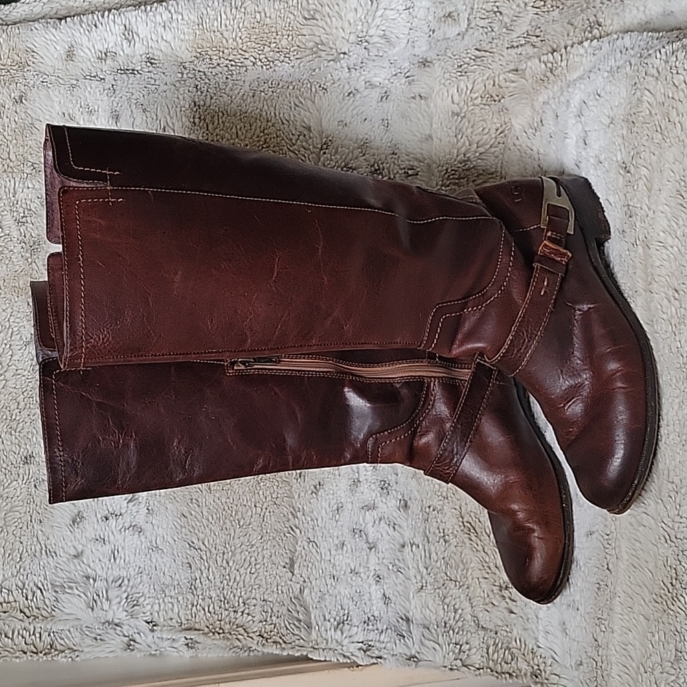 Ugg Austrailian Leather Channing Tall Riding Boots Brown Size 7